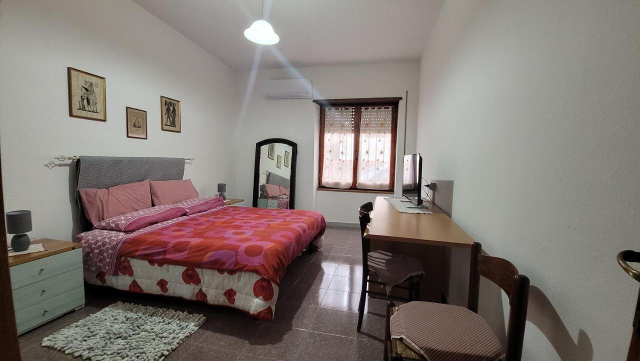 Holiday Maria Luisa Villa Galtellì Buitenkant foto