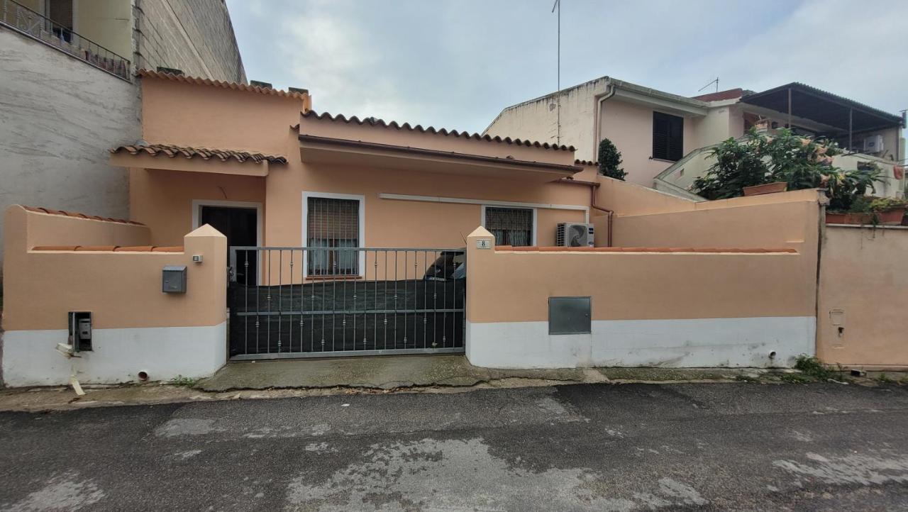 Holiday Maria Luisa Villa Galtellì Buitenkant foto
